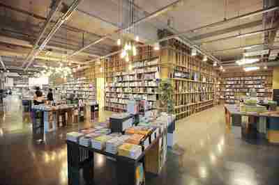 在鄉(xiāng)鎮(zhèn)開一個小書店要多少錢,以下信息要了解!